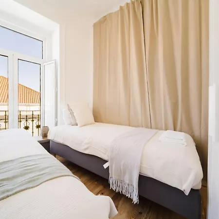 4Br Alfama Gem Cruise Ship Views Sleeps 11 Lissabon