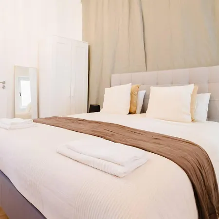 4Br Alfama Gem Cruise Ship Views Sleeps 11 Lissabon