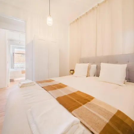 4Br Alfama Gem Cruise Ship Views Sleeps 11