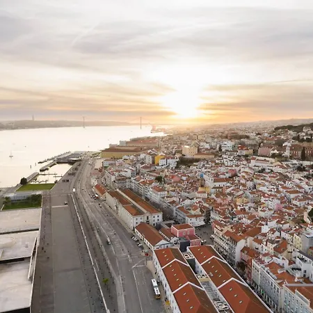 4Br Alfama Gem Cruise Ship Views Sleeps 11 Apartment *