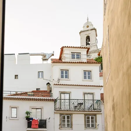 Apartment 4Br Alfama Gem Cruise Ship Views Sleeps 11 *