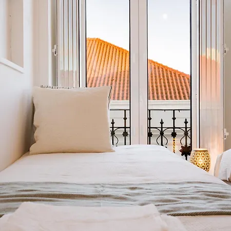 4Br Alfama Gem Cruise Ship Views Sleeps 11 Apartment Lissabon